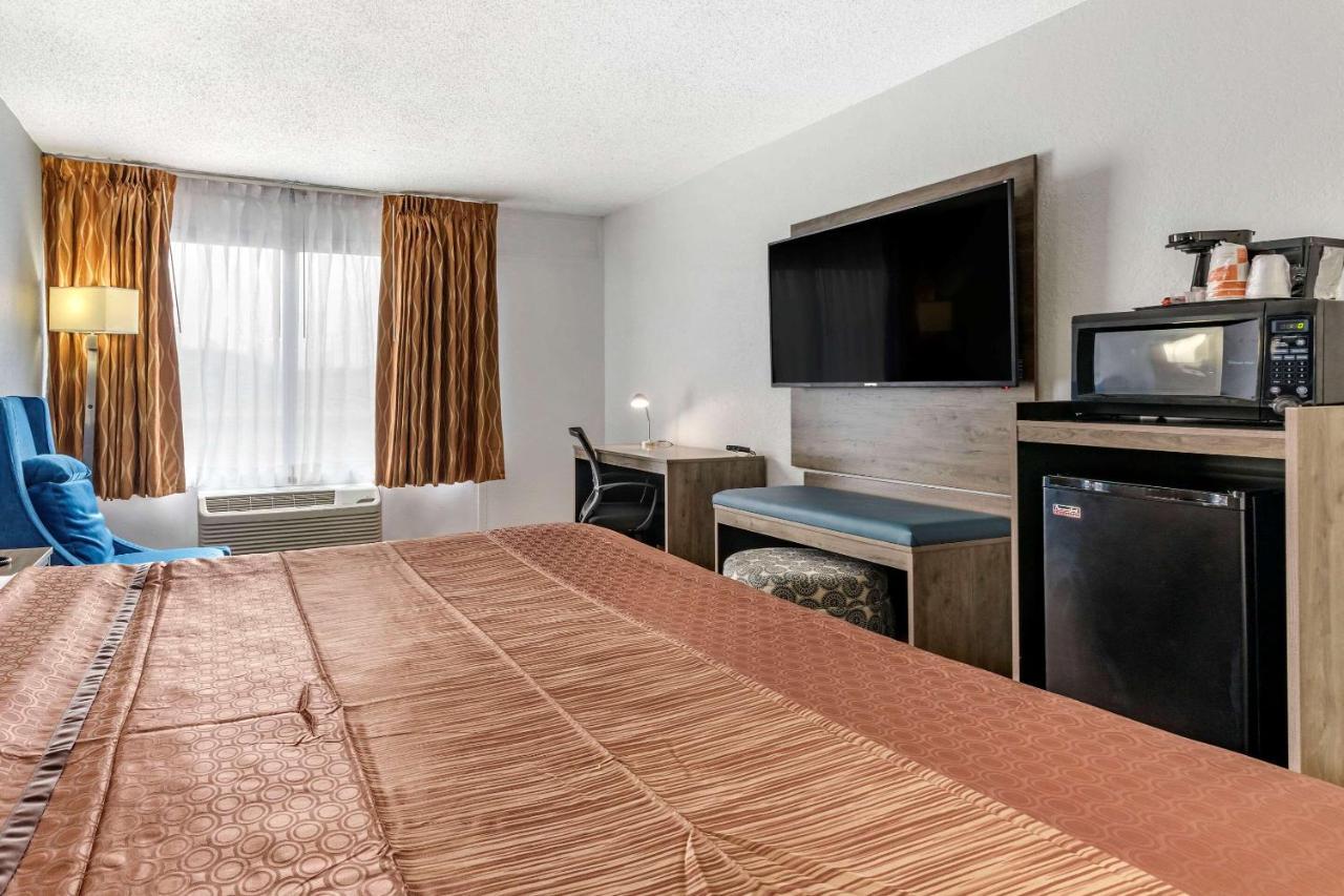 Quality Inn & Suites Sulphur Springs Exterior foto